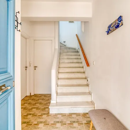 Comfy House In Paros Alikí