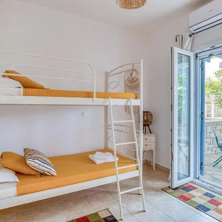Comfy House In Paros * Alikí