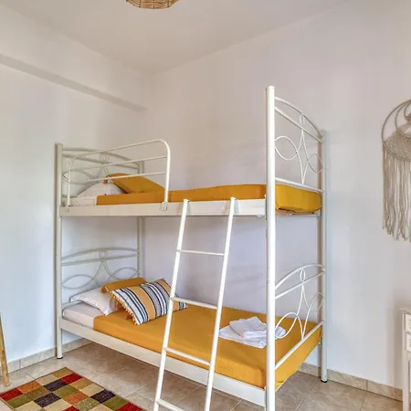 Comfy House In Paros Appartement
