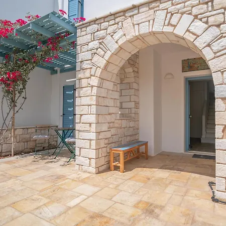 Comfy House In Paros Appartement *
